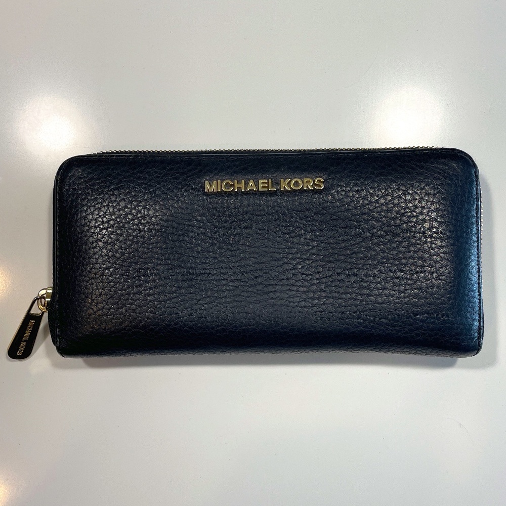 Michael Kors black pebbled leather wallet